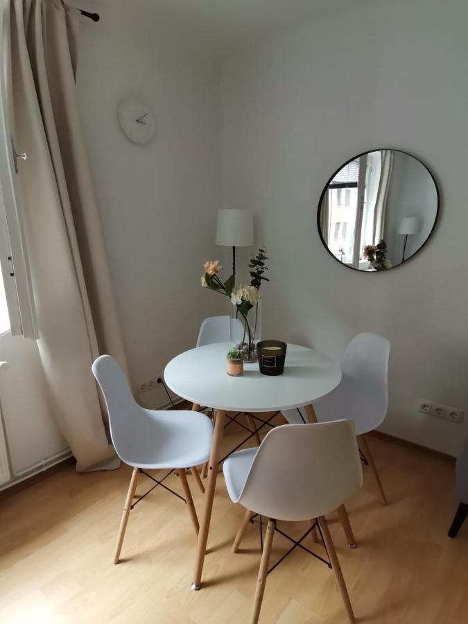 Alpha 7min To The Centar Appartement Wenen